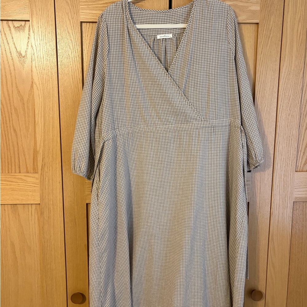 Neuflora Hilton Head Dress in beige gingham